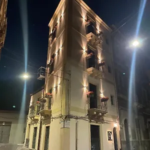Vicolo San Gaetano -luxury Rooms- , CTA Italien